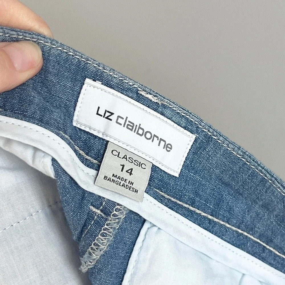 Liz Claiborne Shorts Womens 14 Blue Embroidered Cotton Chambray Boho Summer NEW